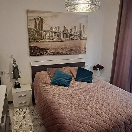 Apartament Jakub De Lux Torrevieja Exteriér fotografie